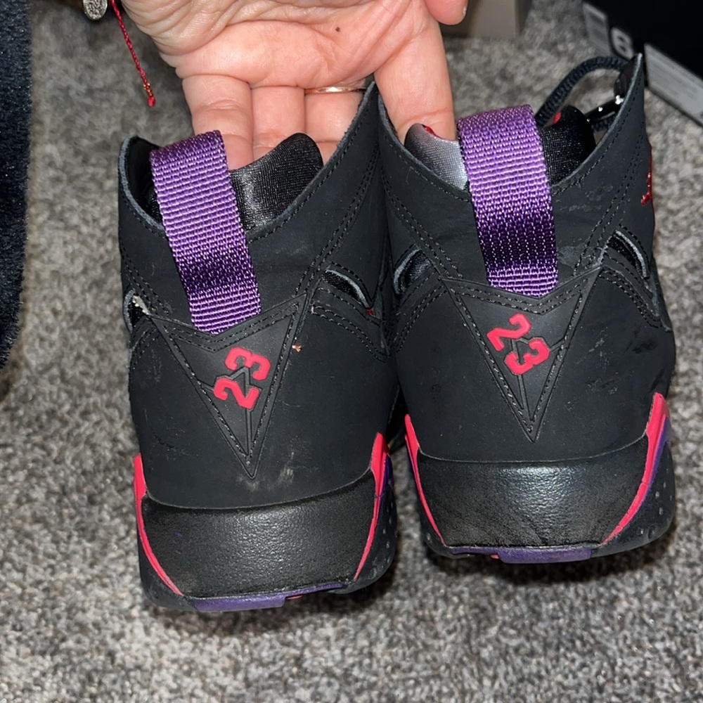 Jordan Raptors size 6Y - Picture 3 of 6